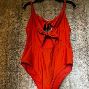 Cupshe size M swimsuit